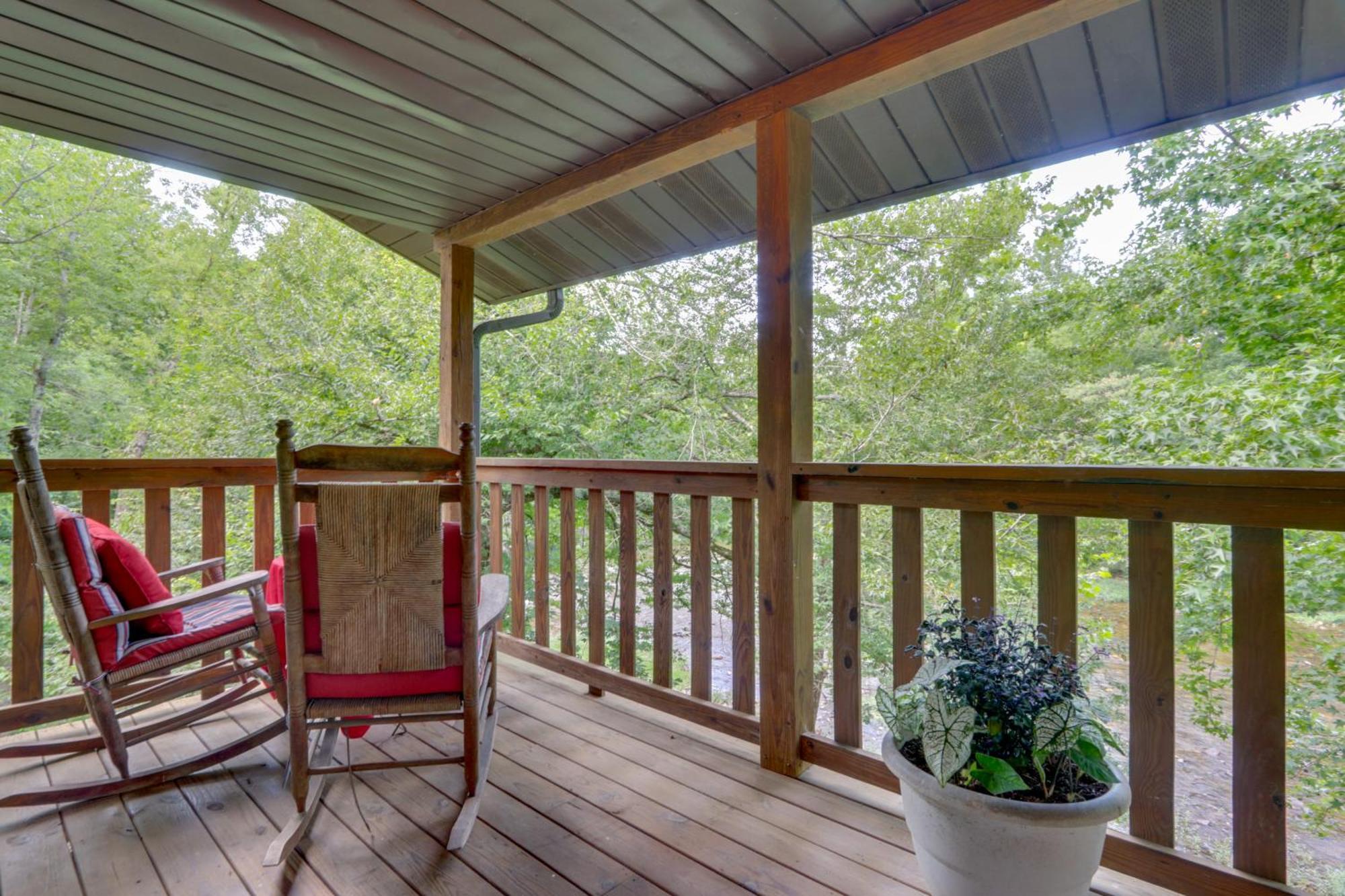 Appartamento Riverfront Couples Retreat In Smoky Mountains! Townsend Esterno foto